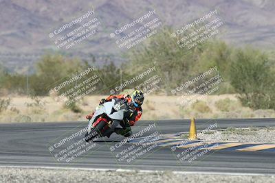 media/Oct-30-2025-Racers Edge (Thu) [[dabbdaf680]]/3-B Group/Session 5 (Turn 6)/